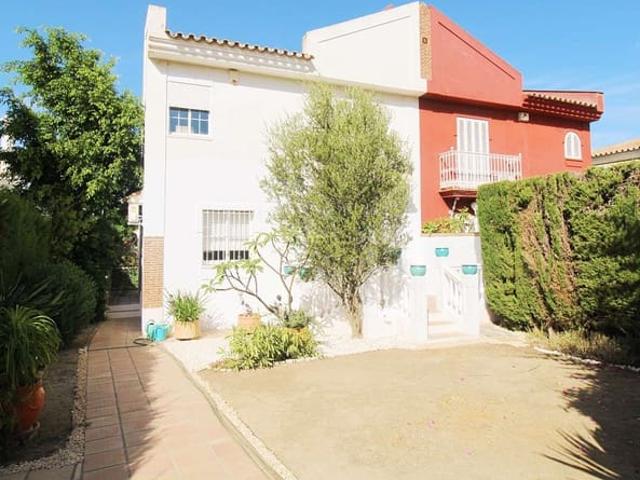 Chalet en venta en Alhaurín De La Torre, Málaga