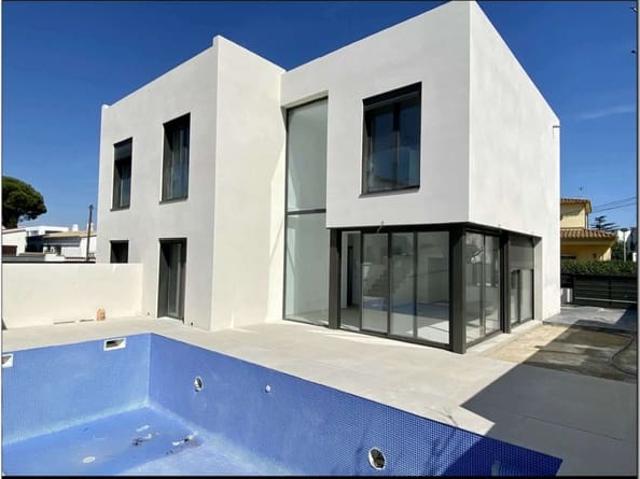 Chalet en venta en Empuriabrava, Alt Empordà