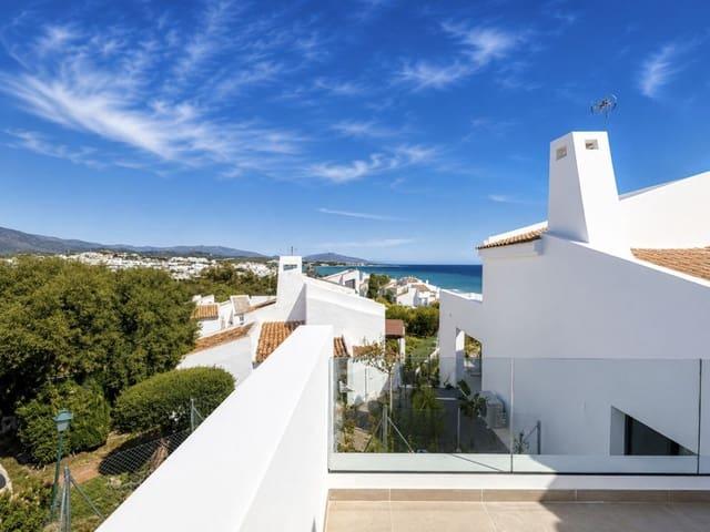Chalet en venta en Barriada Islas Canarias, Costa del Sol Occidental