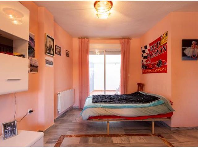 Casa en venta en Huétor Vega, Los Corteses
