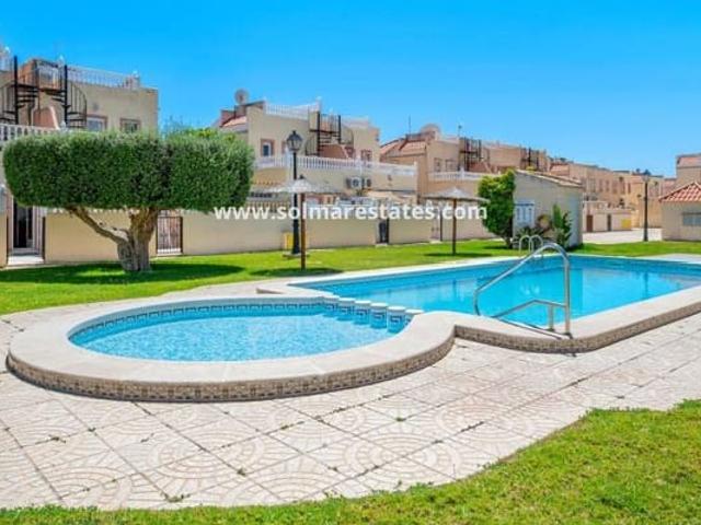 Chalet en venta en Urbanización La Zenia II, el Baix Segura / La Vega Baja