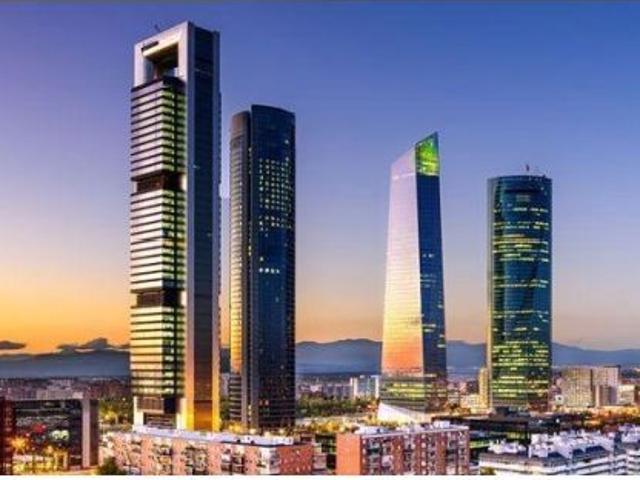 Casa en venta en Chamartín, Madrid