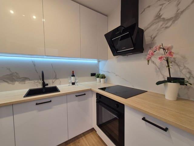 Chalet en venta en Urbanización La Zenia II, el Baix Segura / La Vega Baja