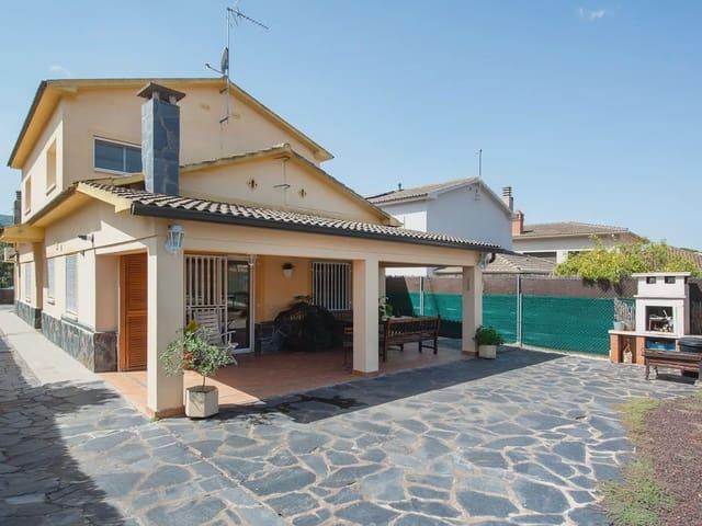 Chalet en venta en Sant Fost de Campsentelles, Barcelona