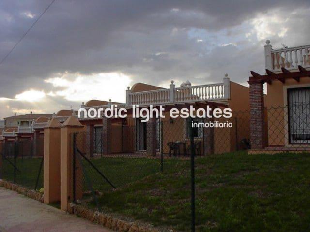 Chalet en venta en Torrox Park, La Axarquía