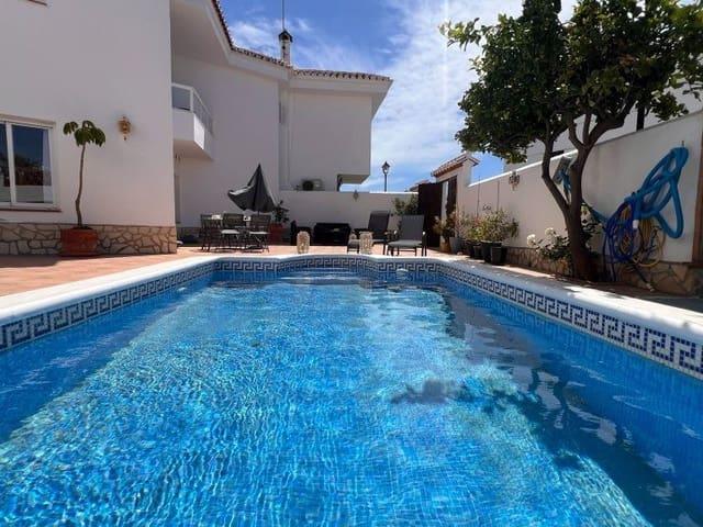 Chalet en venta en Torrox Park, La Axarquía