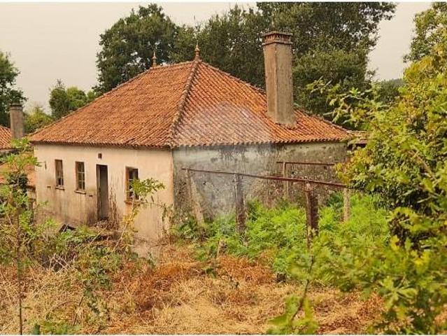 Casa venda em Outeiral, Romarigães