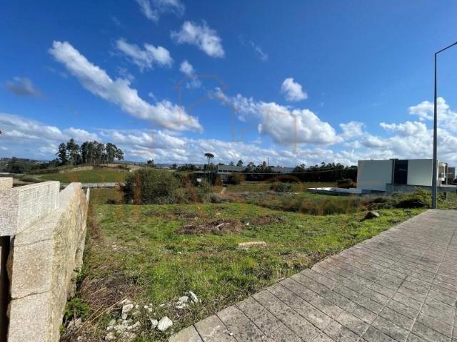 Terreno venda em Paredes, Bitarães