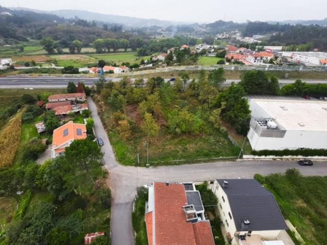 Terreno venda em Paredes
