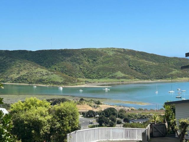 Apartment for rent in Paremata, Porirua