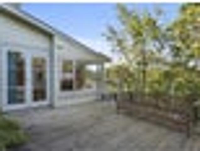 House for rent in Camborne, Porirua