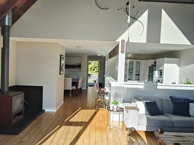 House for rent in Paremoremo, Oroua County