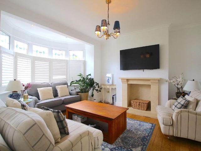 Apartment for rent in Gants Hill, Greater London