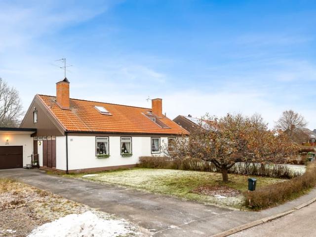 Villa till salu i Örebro