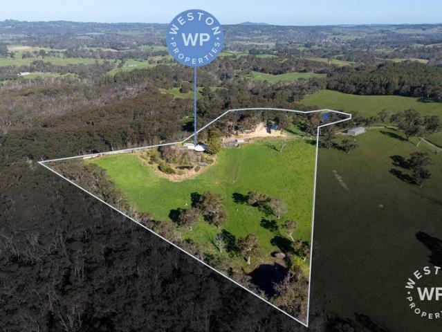 Cottage for sale in Lenswood, South Australia
