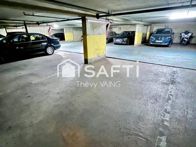 Garage vente à Paris, Île-de-France