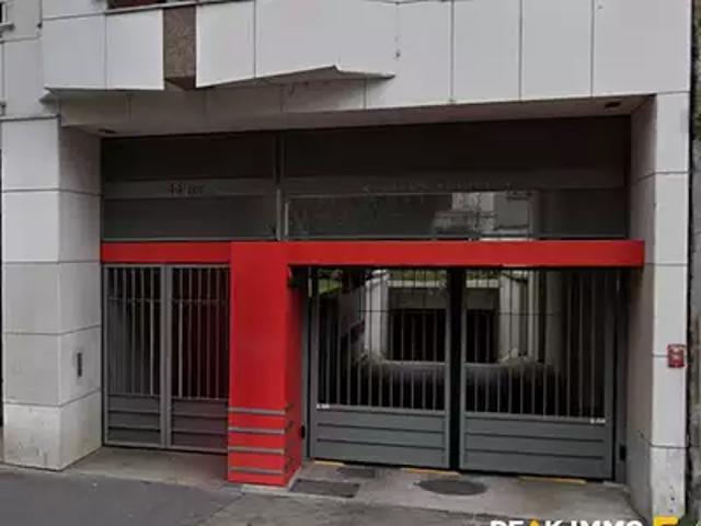 Garage vente à Paris, Île-de-France