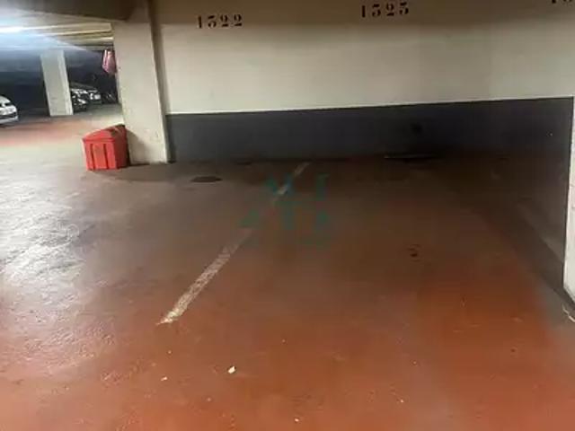 Garage vente à Paris, Île-de-France