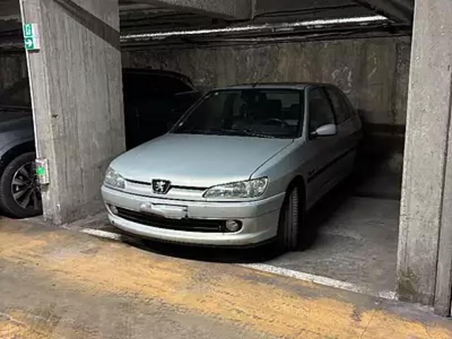Garage vente à Paris, Île-de-France