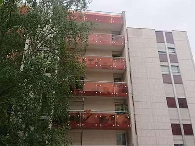 Garage vente à Paris, Île-de-France