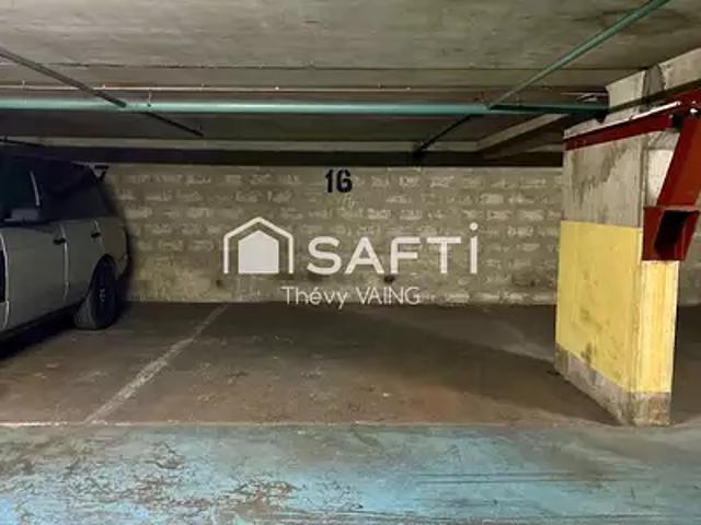Garage vente à Paris, Île-de-France
