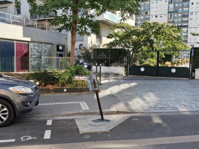 Garage vente à Paris, Île-de-France