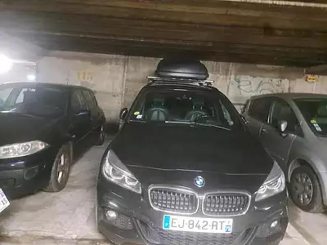 Garage vente à Paris, Île-de-France