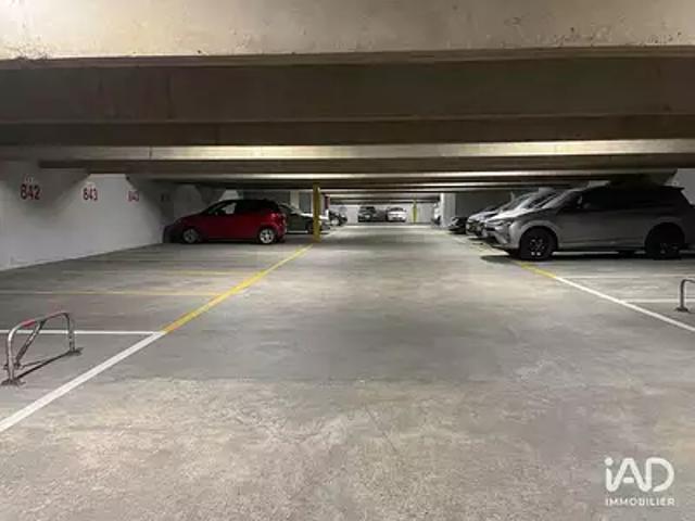Garage location à Paris 13e Arrondissement, Paris