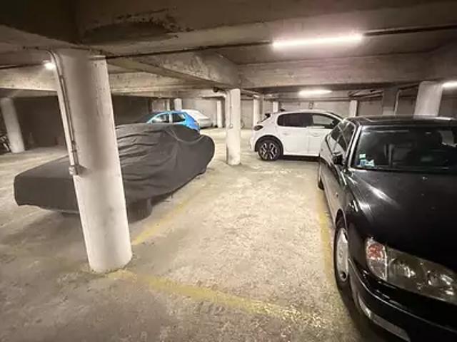 Garage location à Paris 13e Arrondissement, Paris