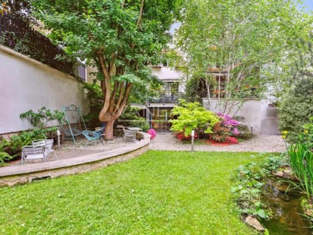 Maison vente à Paris