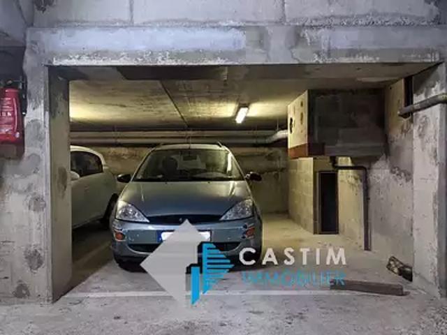 Garage vente à Paris 14e Arrondissement, Paris