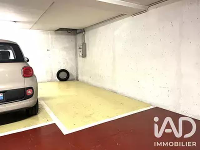 Garage vente à Paris 14e Arrondissement, Paris
