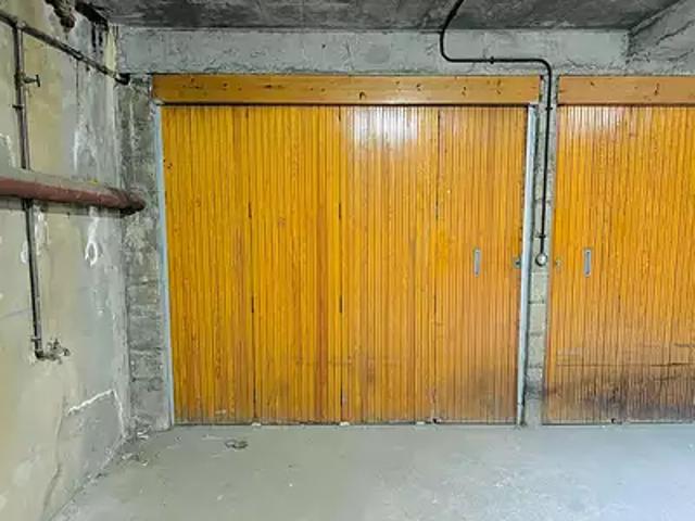 Garage vente à Paris 14e Arrondissement, Paris