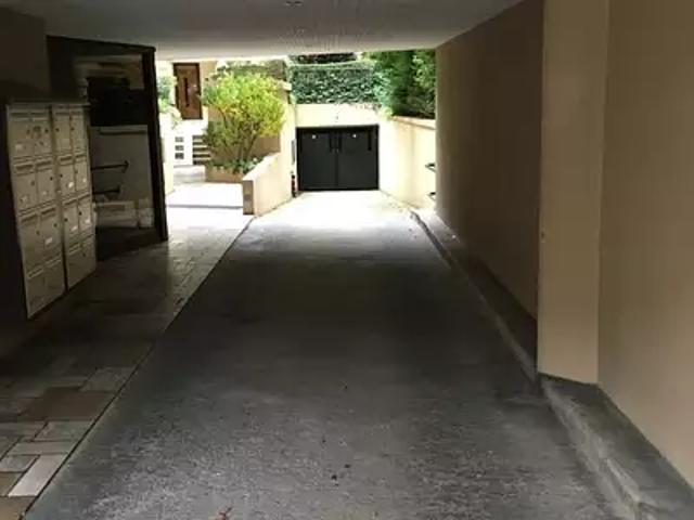 Garage vente à Paris 14e Arrondissement, Paris