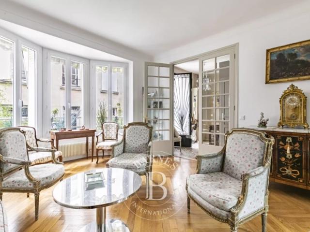 Maison vente à Paris