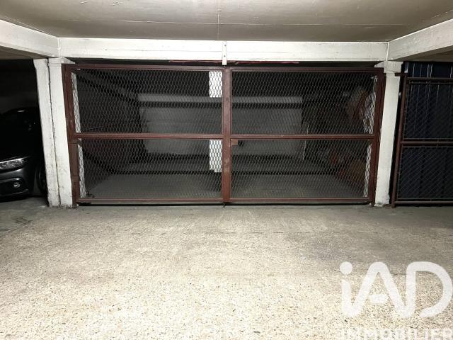 Garage vente à Paris, Île-de-France