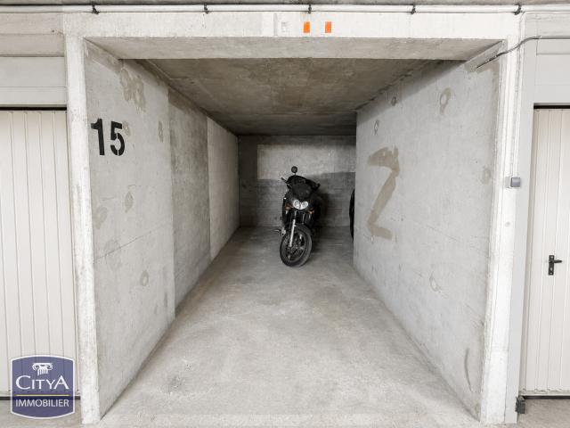 Garage vente à Paris