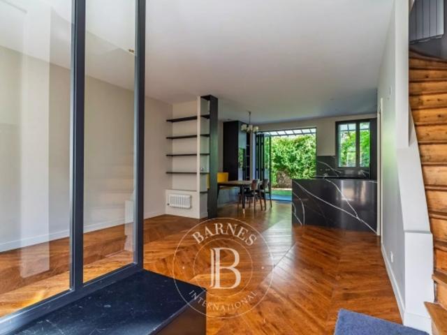 Maison vente à Paris, Île-de-France
