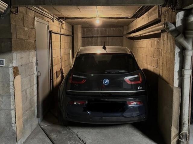Garage vente à Paris, Île-de-France