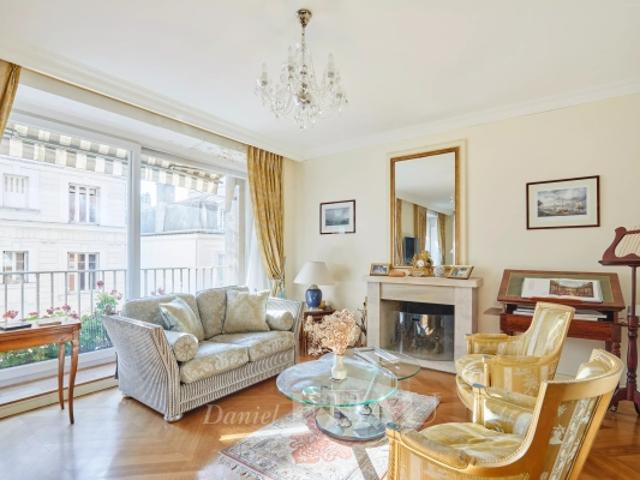 Maison vente à Paris, Île-de-France