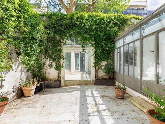 Maison vente à Paris, Île-de-France