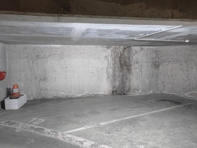 Garage vente à Paris