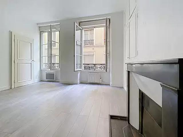 Appartement vente à Paris 1er Arrondissement, Paris