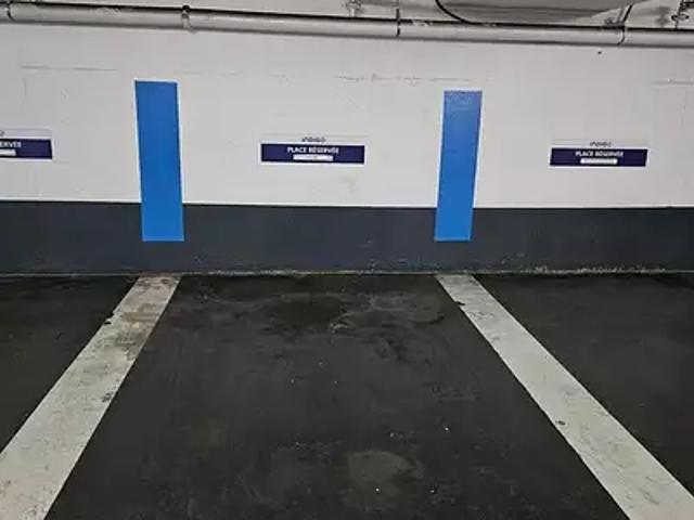 Garage vente à Paris, Île-de-France