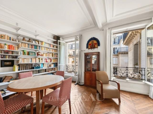 Appartement vente à Paris 1er Arrondissement, Paris