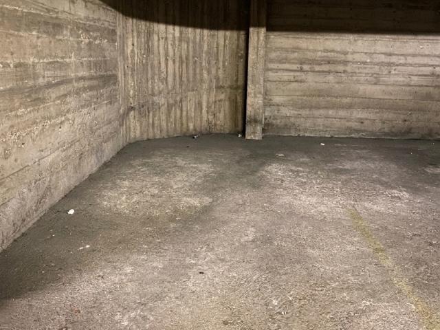 Garage vente à Paris, Île-de-France