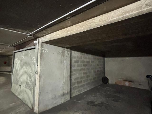 Garage vente à Paris