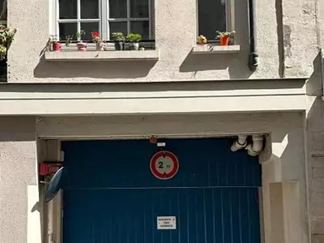 Garage vente à Paris, Île-de-France