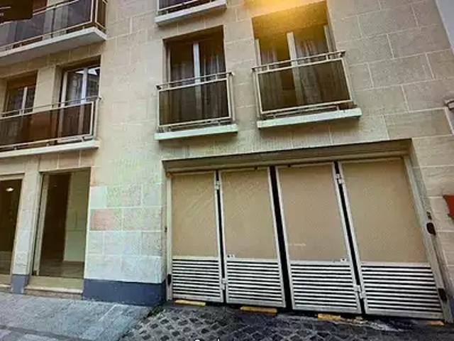 Garage vente à Paris, Île-de-France