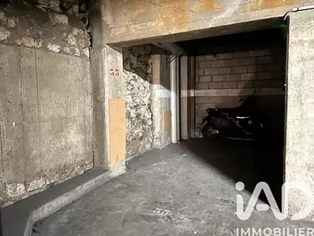 Garage vente à Paris 6e Arrondissement, Paris